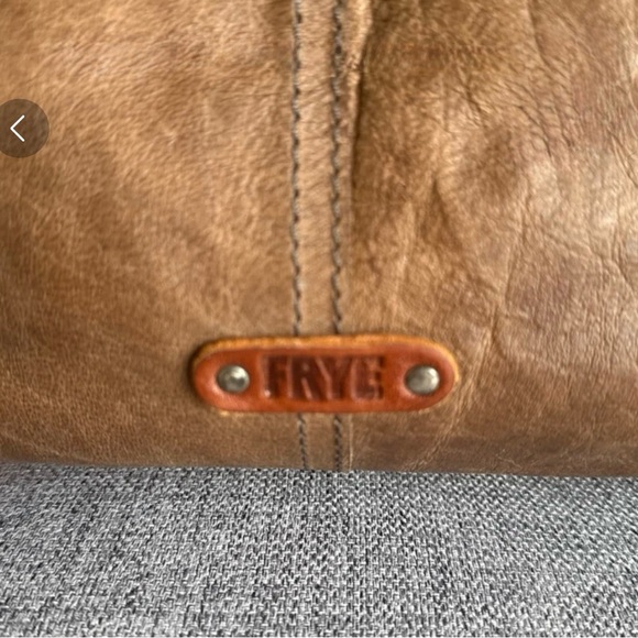 FRYE  Leather satchel in great shape - Picture 4 of 5